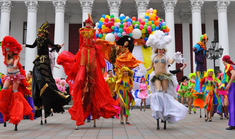 Oleg Kutskiy Carnival